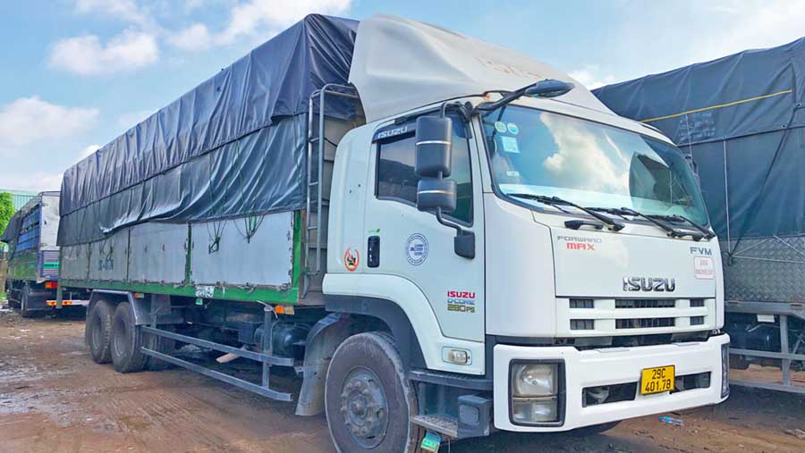 xe tải chuyển kho xưởng